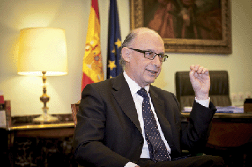 Entrevista a Cristóbal Montoro Ministre d’Hisenda i Administracions Públiques