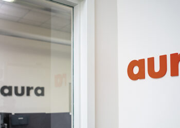 Aura Biosciences. El somni de fer del càncer  una malaltia curable