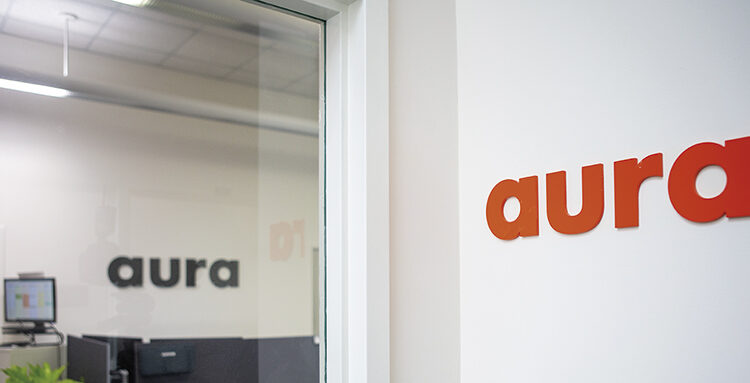 Aura Biosciences. El somni de fer del càncer  una malaltia curable