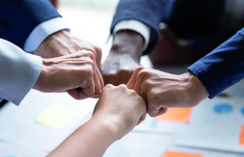 Acompanyi el seu equip   al llarg del canvi