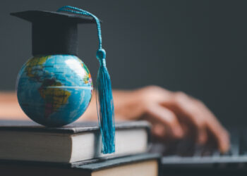 Formación y empleo internacional en un mundo global