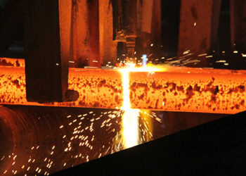 CELSA: De líder de la siderurgia europea  a quedar en manos de los acreedores