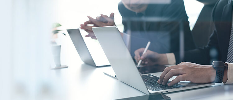 Formación continua: Economía, ADE Y MBA